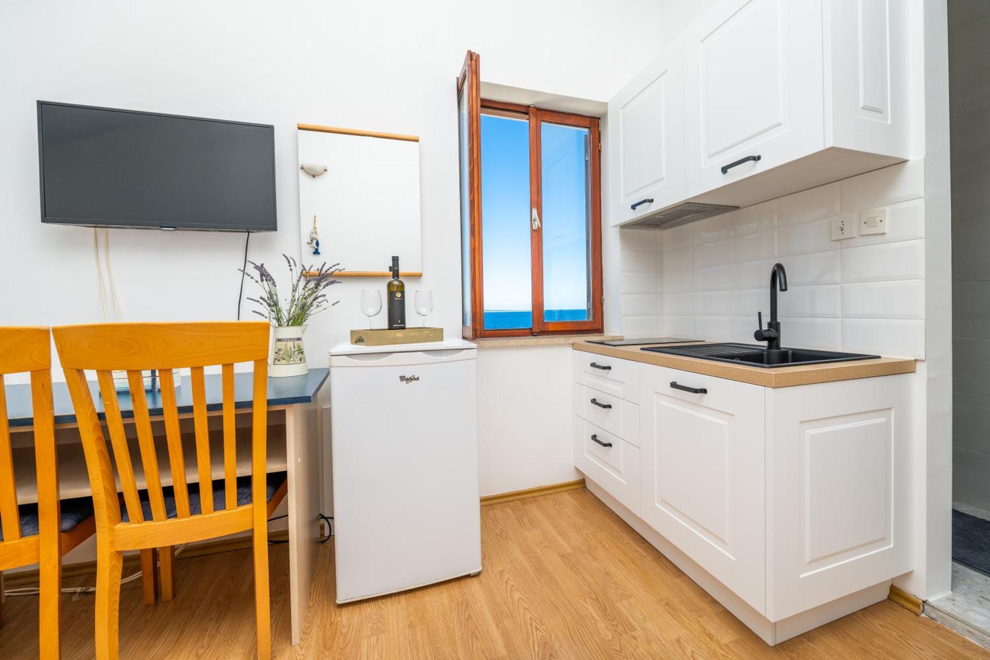 Sobe I Apartman Mareta Miholascica Buitenkant foto