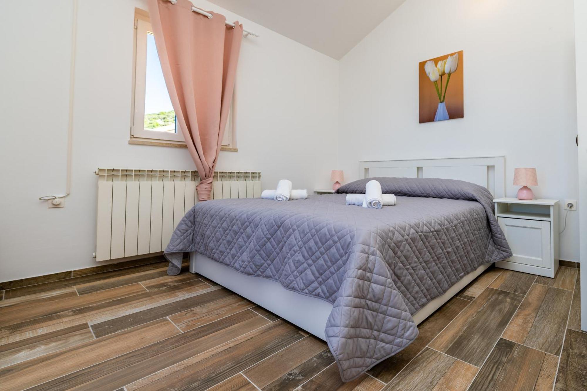 Sobe I Apartman Mareta Miholascica Buitenkant foto
